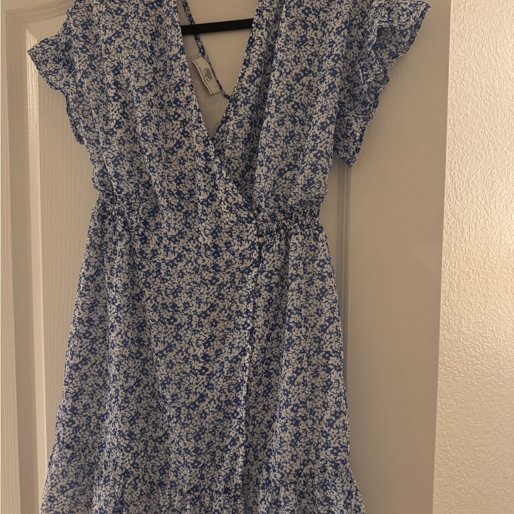 Le Temps Des Cerises Blue and White Floral Wrap Midi Dress